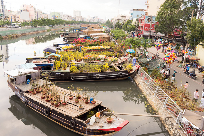 The Floating Flower Market of Ben Binh