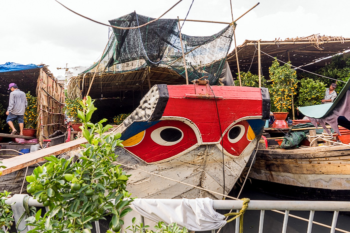 The Floating Flower Market of Ben Binh