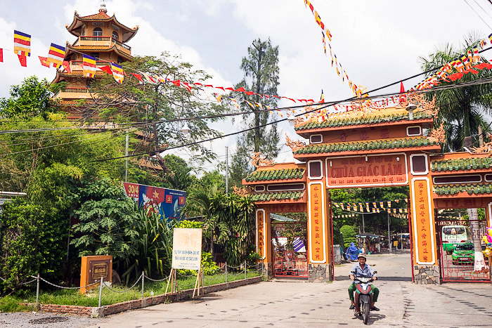 GIAC LAM PAGODA