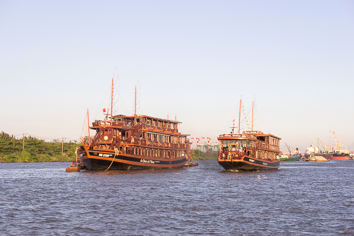 Read more about the article A Boat Trip on the Saigon River
